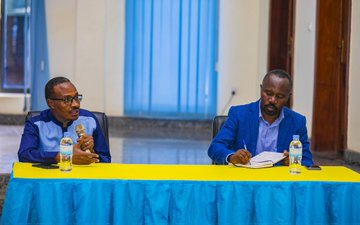  Minisitiri Maj. Gen. (Rtd) Albert Murasira yasuye akarere ka rubavu aganira nabagize komite y imicungire y ibiza